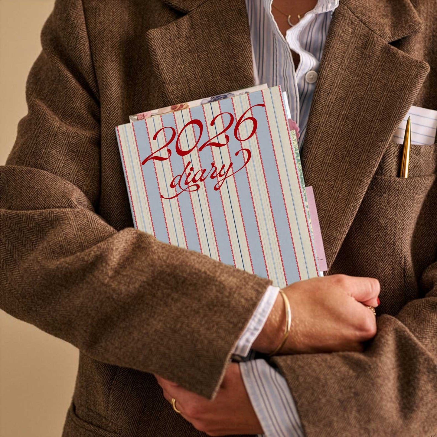 Custom Notebook, Custom Journals, Books, book lover, bibliophile, Gift Ideas, Reading Journal, Journaling, Writing, Journals, Personalised Journal, Everyday Journaling, Journal Prompts, Reading Challenges, Daily Reading Tracker, Reading Wish Lists, Guided Journal, Guided Journaling, Calendar Diary, Personalised 2026 Planner, Dated Planner, Personalised Planner, 2026 Planner, 2026 Diary, Annual Diary, Planner 2026, Yearly Diary, New Year Diary, New Year Journal, Yearly Journal, Year Planner