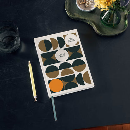 Custom Notebook, Custom Journals, Books, book lover, bibliophile, Gift Ideas, Reading Journal, Journaling, Writing, Journals, Personalised Journal, Everyday Journaling, Journal Prompts, Reading Challenges, Daily Reading Tracker, Reading Wish Lists, Guided Journal, Guided Journaling, Calendar Diary, Personalised 2026 Planner, Dated Planner, Personalised Planner, 2026 Planner, 2026 Diary, Annual Diary, Planner 2026, Yearly Diary, New Year Diary, New Year Journal, Yearly Journal, Year Planner