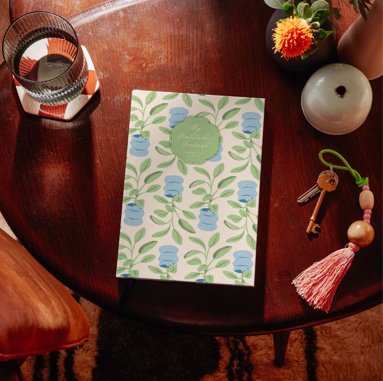 Gratitude Journal, Journaling, Writing, Journals, Personalised Journal, 5 minute journal, Everyday Journaling, Journal Prompts, Gratitude Challenges, Positive Affirmations, Daily Affirmations, Manifesting, Guided Journal, Guided Journaling, The Muddy Jumpers 